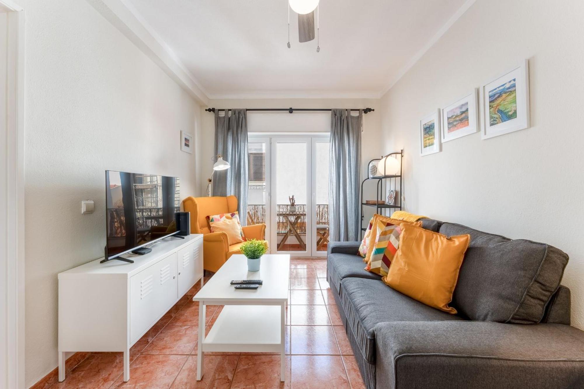 Comfy Flat W/ Rooftop Beach View By Lovelystay Burgau Esterno foto