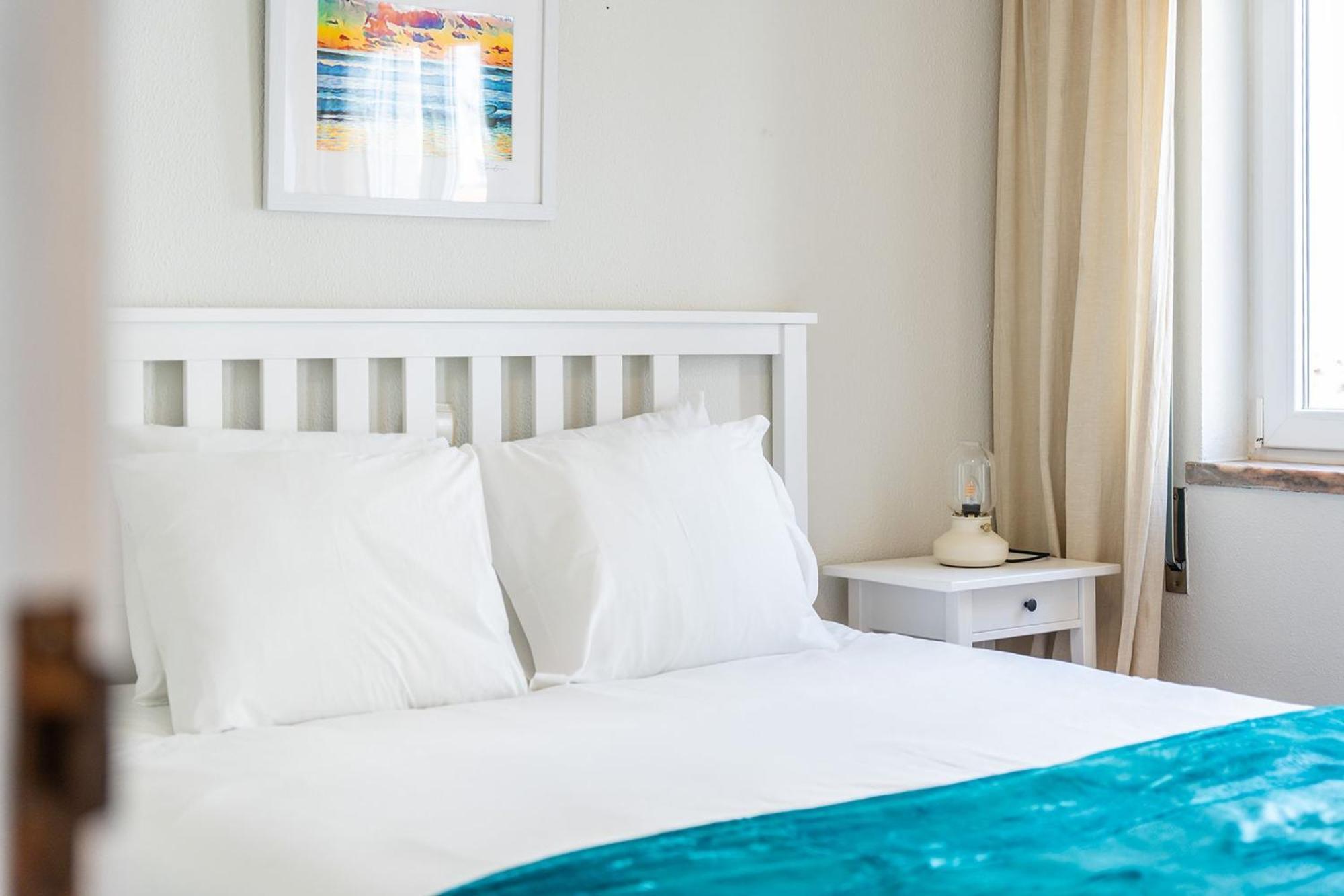 Comfy Flat W/ Rooftop Beach View By Lovelystay Burgau Esterno foto