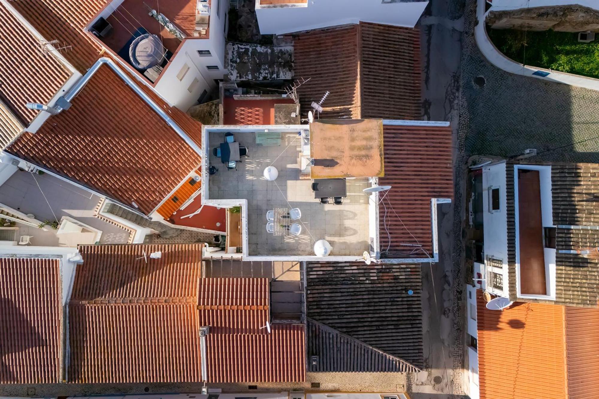 Comfy Flat W/ Rooftop Beach View By Lovelystay Burgau Esterno foto